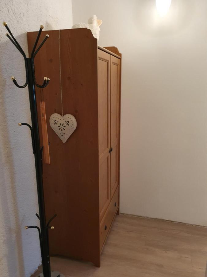 Karmelita Boutique Apartman شوبرون المظهر الخارجي الصورة